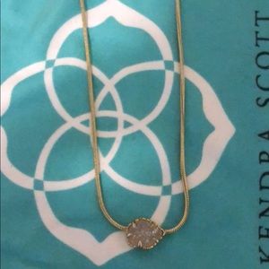 Kendra Scott necklace